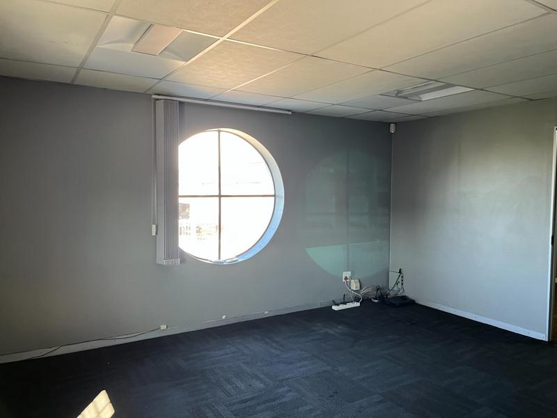 To Let Commercial Property for Rent in Paarden Eiland Western Cape